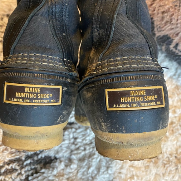 L.L. Bean Black and Brown Lace-Up Boots - Picture 3 of 5